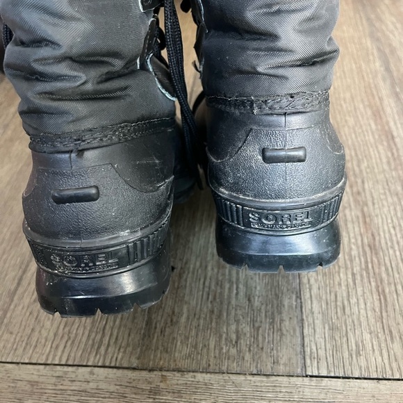 Sorel Black Winter Boots - Picture 3 of 8